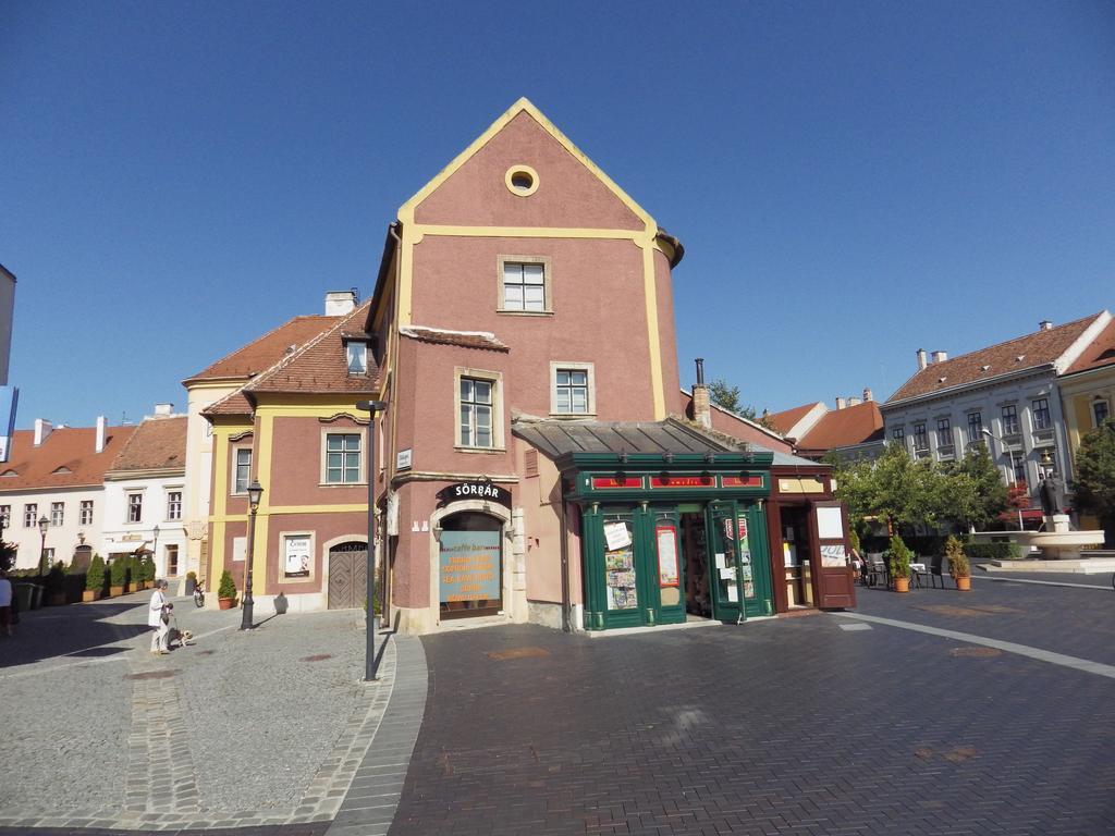 Belvárosi Erdész-lak Sopron Extérieur photo